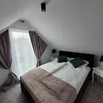Fala Chalet